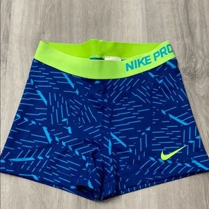 Kids (M) Nike Pro Dri fit shorts
